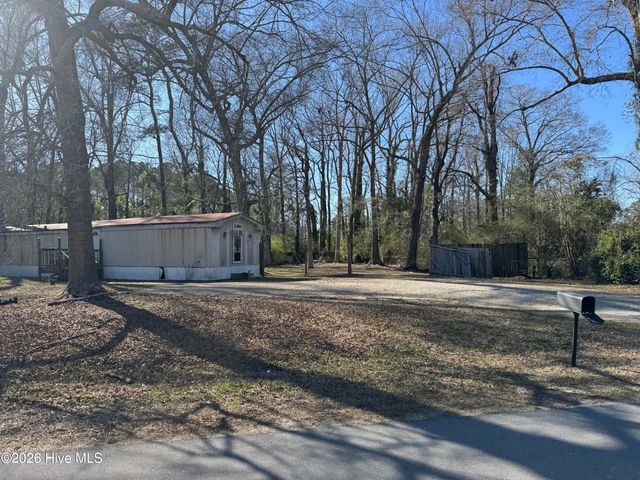 114 & 112 Denise Drive, Jacksonville, NC 28540
