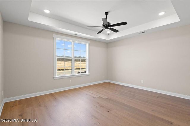 457 Sunflower Street, Nesbit, MS 38651