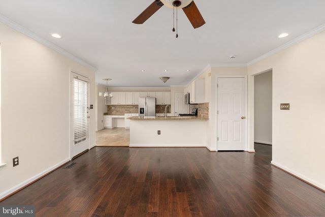 6030 HOT SPRING LN, Fredericksburg, VA 22407