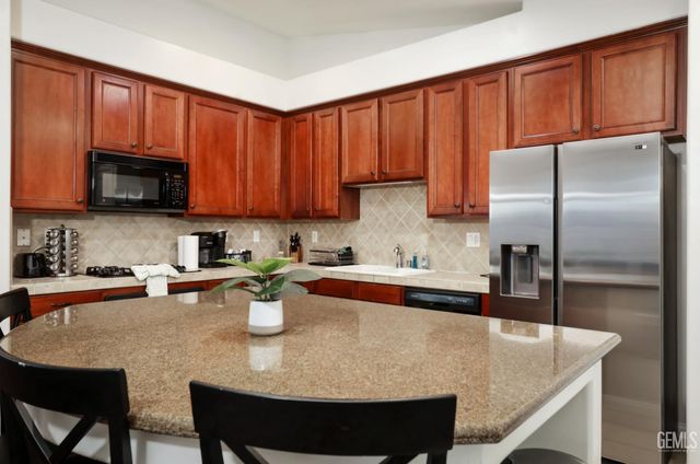 13402 Boyd Lake Drive, Bakersfield, CA 93314