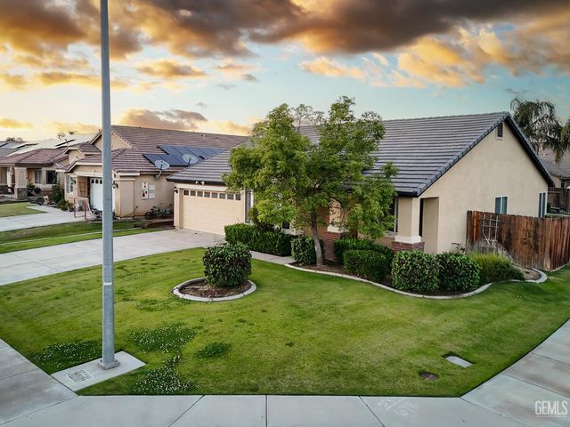 13402 Boyd Lake Drive, Bakersfield, CA 93314