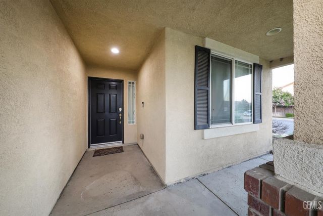 13402 Boyd Lake Drive, Bakersfield, CA 93314