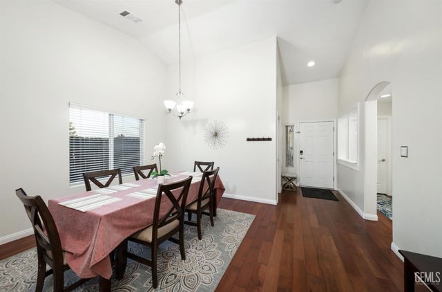 13402 Boyd Lake Drive, Bakersfield, CA 93314
