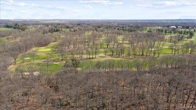 7 Plainview Road, Bethpage, NY 11714