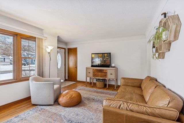 974 Ohio Street, West Saint Paul, MN 55118