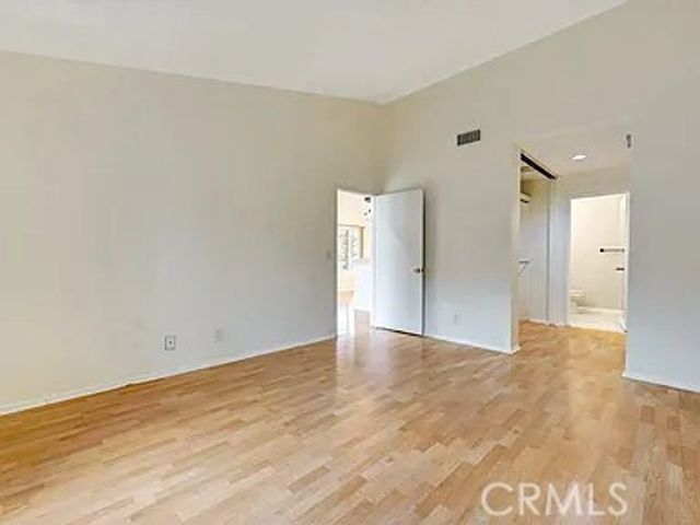 3867 Thorncroft, Inglewood, CA 90305