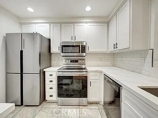 3867 Thorncroft, Inglewood, CA 90305