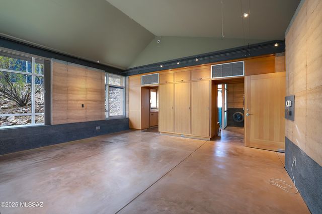 18474 E Cactus Hill Road, Vail, AZ 85641