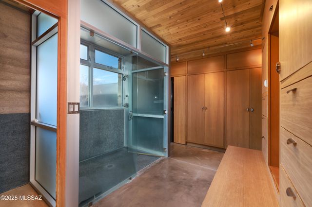 18474 E Cactus Hill Road, Vail, AZ 85641