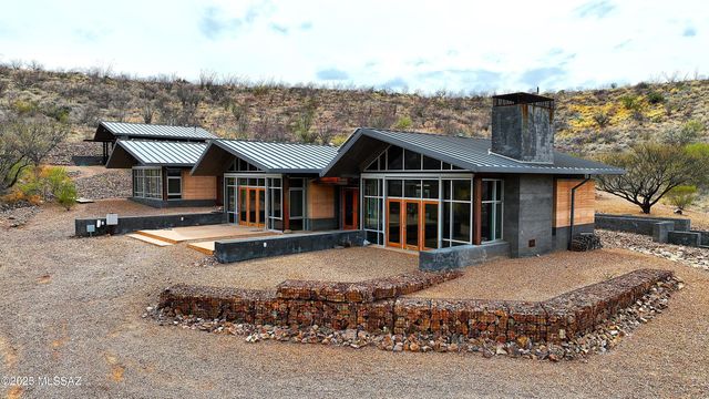 18474 E Cactus Hill Road, Vail, AZ 85641