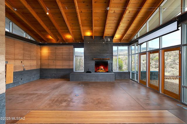 18474 E Cactus Hill Road, Vail, AZ 85641