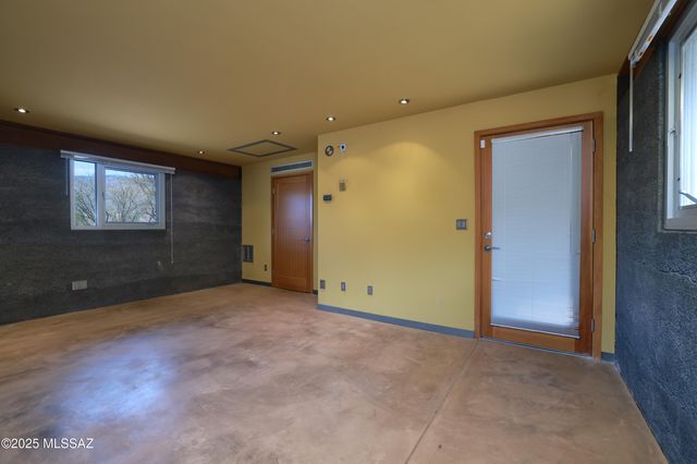 18474 E Cactus Hill Road, Vail, AZ 85641