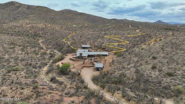 18474 E Cactus Hill Road, Vail, AZ 85641