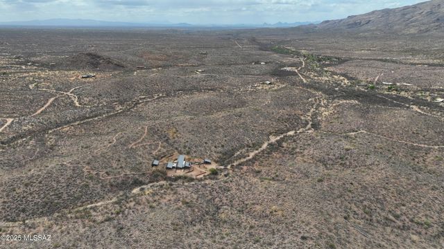 18474 E Cactus Hill Road, Vail, AZ 85641