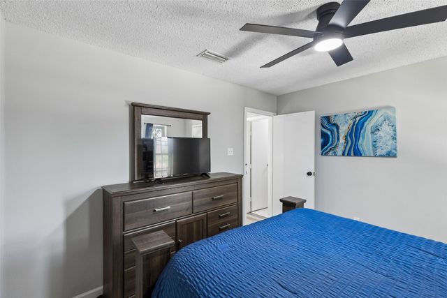 2059 Embassy Way, Carrollton, TX 75006