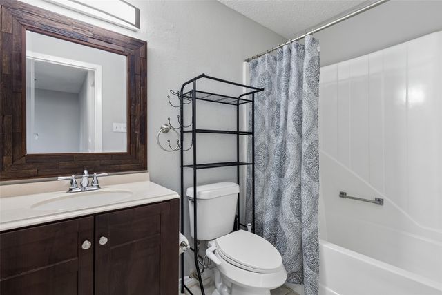2059 Embassy Way, Carrollton, TX 75006