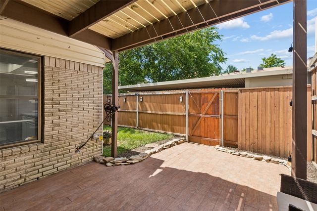 2059 Embassy Way, Carrollton, TX 75006