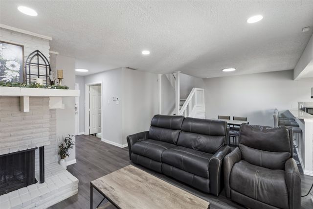 2059 Embassy Way, Carrollton, TX 75006