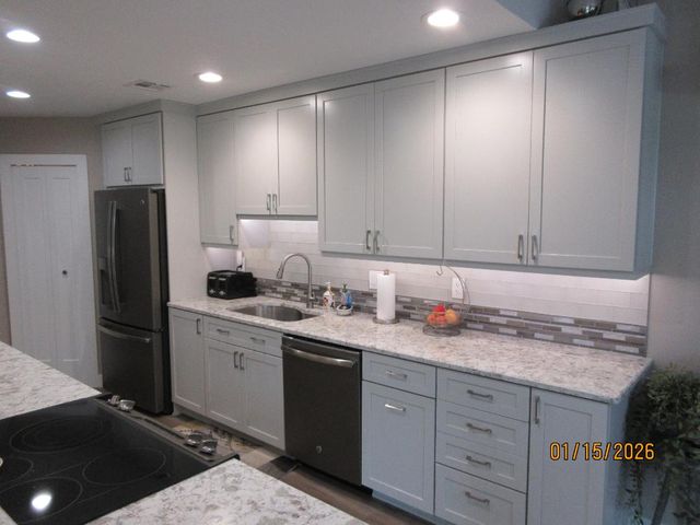 216 Meander Circle, Royal Palm Beach, FL 33411