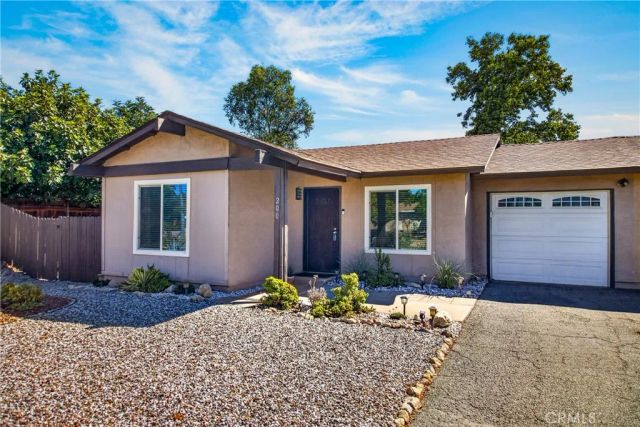 200 Janan Court, Banning, CA 92220