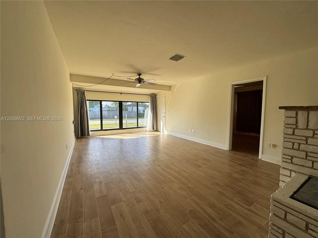 20921 Coral Sea Rd, Cutler Bay, FL 33189