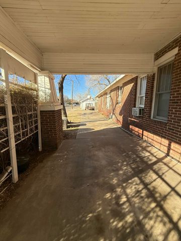 1924 14th Street, Lubbock, TX 79401