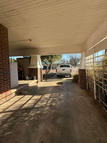 1924 14th Street, Lubbock, TX 79401