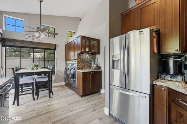 1502 W SHELLFISH Drive, Gilbert, AZ 85233