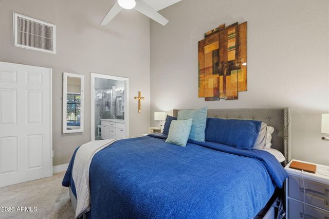 1502 W SHELLFISH Drive, Gilbert, AZ 85233