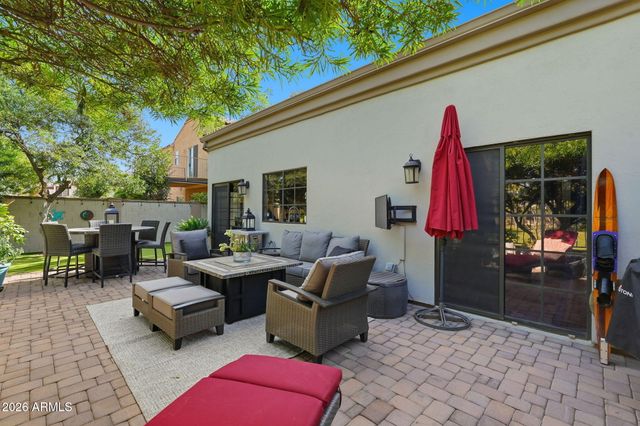 1502 W SHELLFISH Drive, Gilbert, AZ 85233