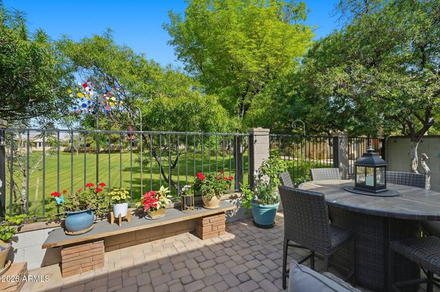 1502 W SHELLFISH Drive, Gilbert, AZ 85233