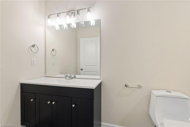 712 Richmond Avenue, Burlington, NC 27217