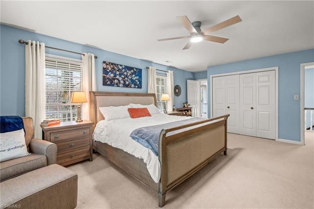 3829 Tangle Oak Drive, Clemmons, NC 27012