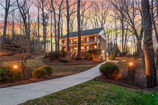 3829 Tangle Oak Drive, Clemmons, NC 27012