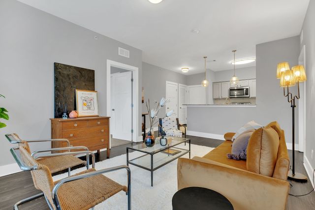 934 Governors Ct Apt 208, Antioch, TN 37013