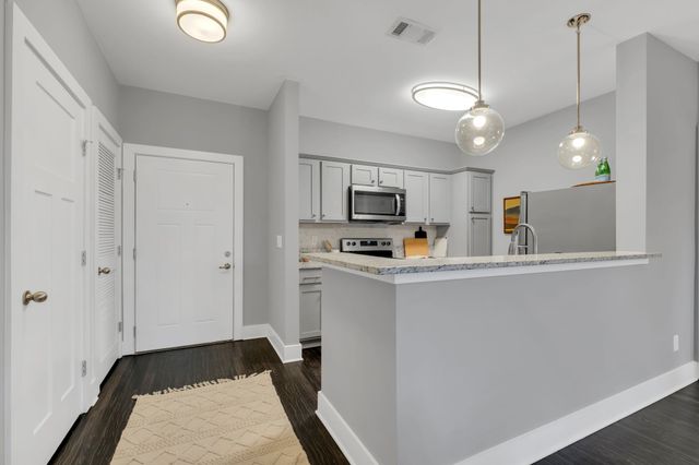 934 Governors Ct Apt 208, Antioch, TN 37013