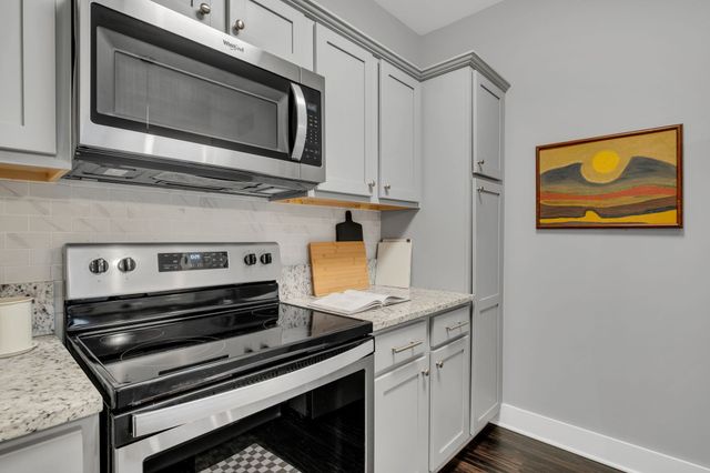 934 Governors Ct Apt 208, Antioch, TN 37013