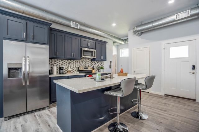 2516 Cleburne Street, Houston, TX 77004