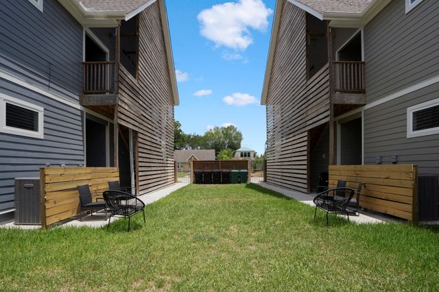 2516 Cleburne Street, Houston, TX 77004