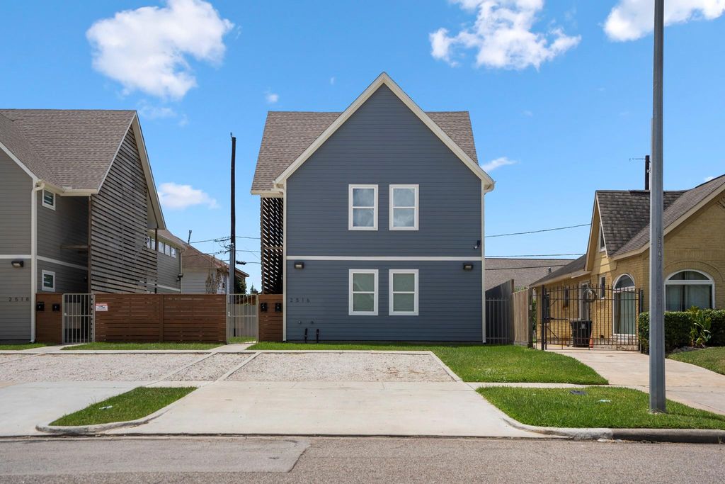 2516 Cleburne Street, Houston, TX 77004