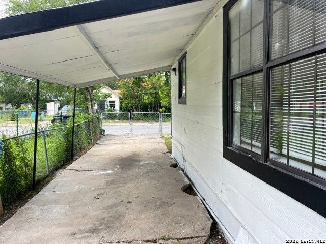 2812 Vera Cruz, San Antonio, TX 78207