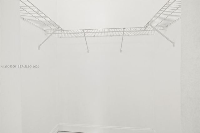 631 NW 79th Ter 204, Pembroke Pines, FL 33024