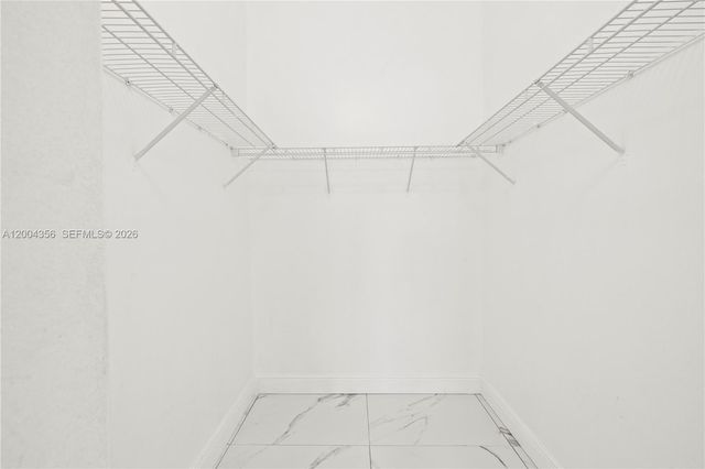 631 NW 79th Ter 204, Pembroke Pines, FL 33024