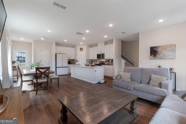 2486 Rocky City Ln, Snellville, GA 30078