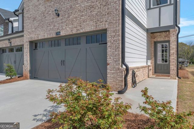 2486 Rocky City Ln, Snellville, GA 30078