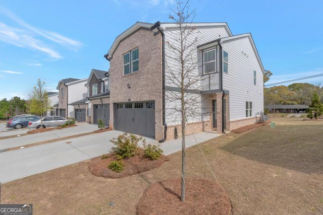 2486 Rocky City Ln, Snellville, GA 30078