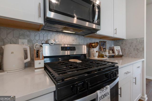 2486 Rocky City Ln, Snellville, GA 30078