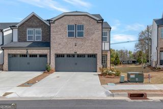 2486 Rocky City Ln, Snellville, GA 30078