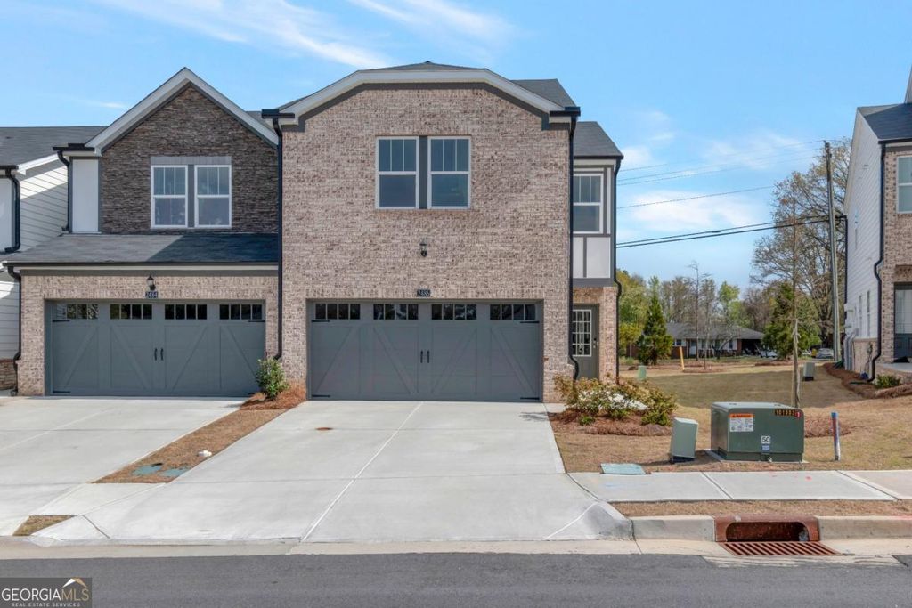 2486 Rocky City Ln, Snellville, GA 30078