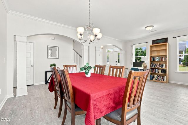 8109 Fieldcrest Lane, Fuquay Varina, NC 27526